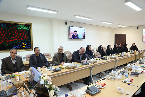 تجلیل از روان‌شناسان و مشاورین در کمیته امداد استان اردبیل