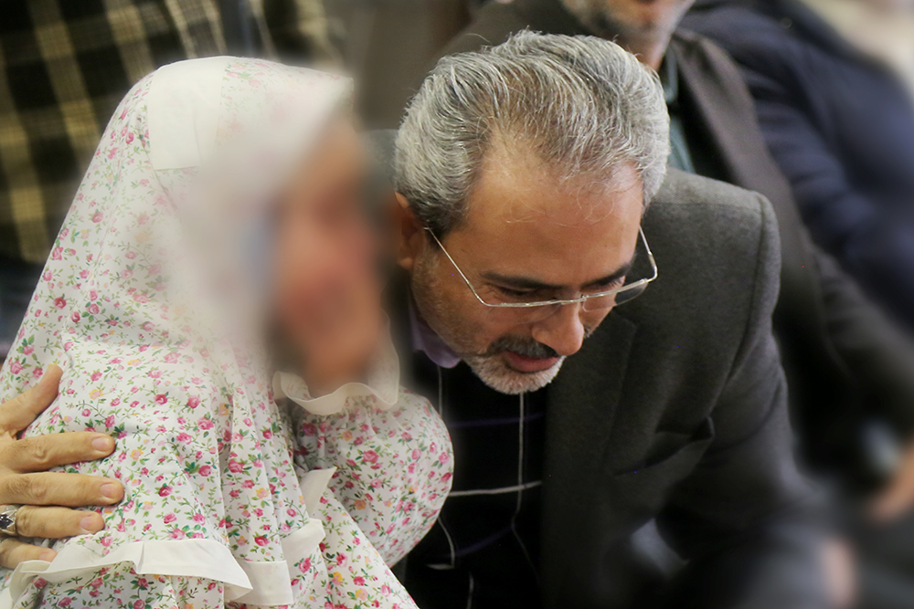 اشک «ثنا» در جشن عبادت