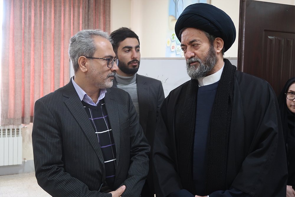 بازدید امام جمعه اردبیل از کانون فرهنگی تربیتی الغدیر