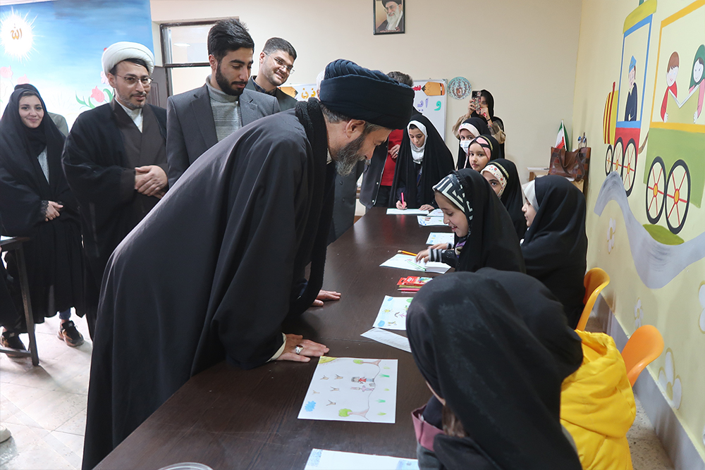 بازدید امام جمعه اردبیل از کانون فرهنگی تربیتی الغدیر