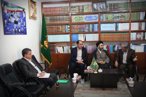 ملاقات مردمی مدیرکل کمیته امداد استان اردبیل در شهرستاان خلخال1403/05/20